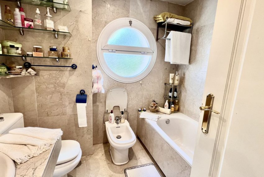 R4954357-Apartment-For-Sale-Nueva-Andalucia-Duplex-3-Beds-144-Built-9