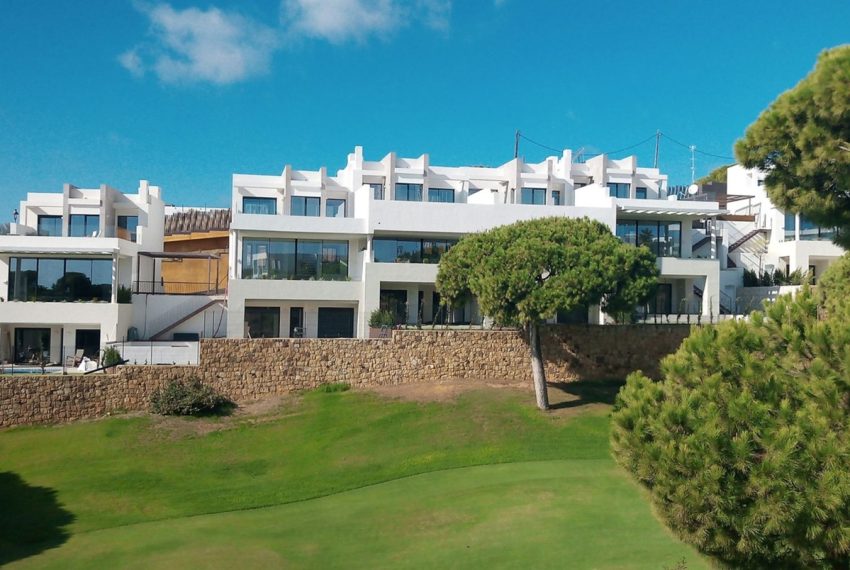 R4956451-Villa-For-Sale-Cabopino-Semi-Detached-3-Beds-295-Built
