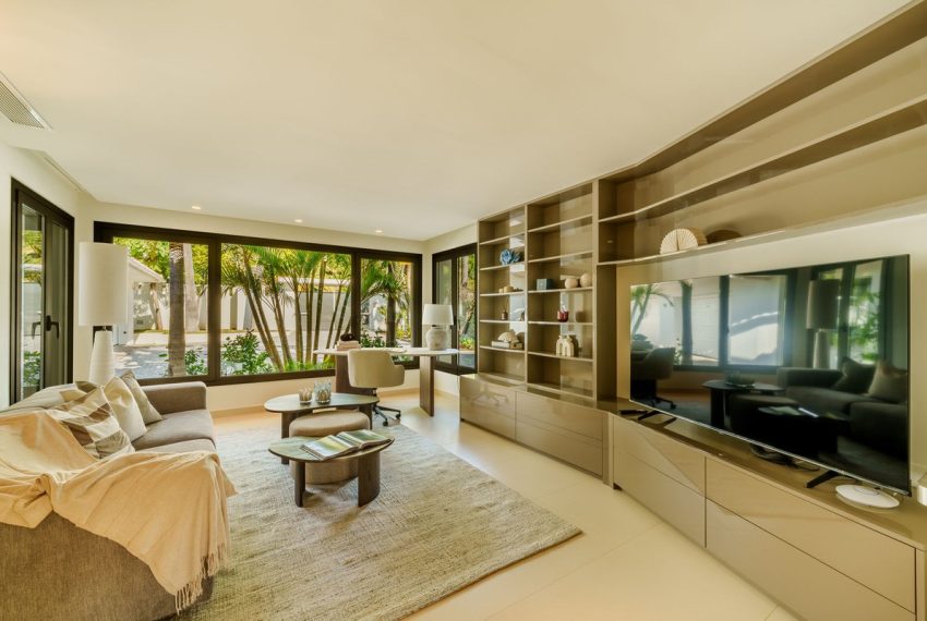 R4957147-Villa-For-Sale-Marbella-Detached-5-Beds-603-Built-5