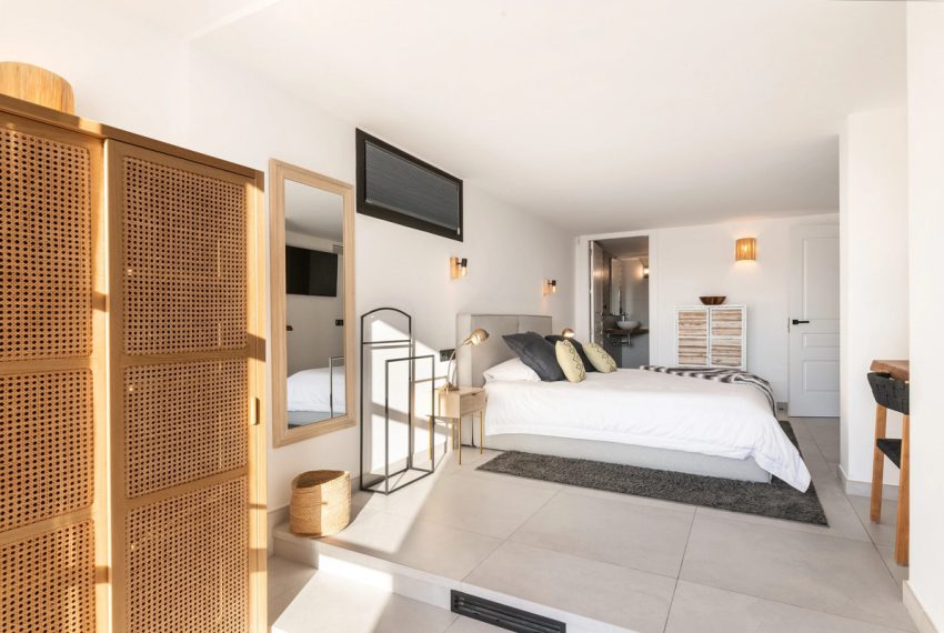 R4957798-Villa-For-Sale-Benahavis-Detached-6-Beds-420-Built-11