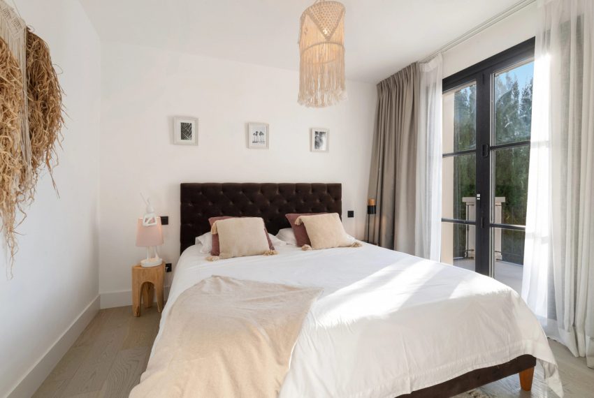 R4957798-Villa-For-Sale-Benahavis-Detached-6-Beds-420-Built-12