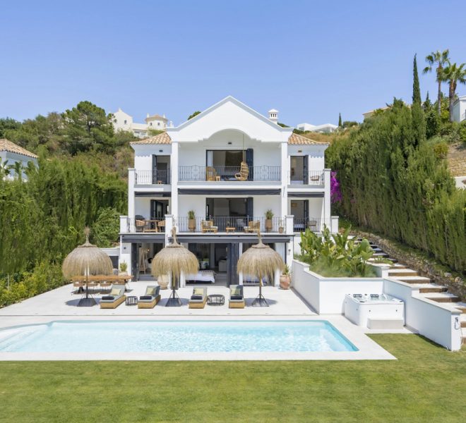 R4957798-Image 1-Detached - 6 Beds - 420 Built