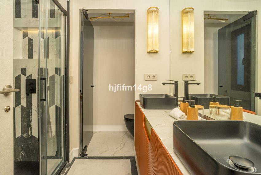 R4958410-Apartment-For-Sale-Nueva-Andalucia-Ground-Floor-3-Beds-120-Built-10