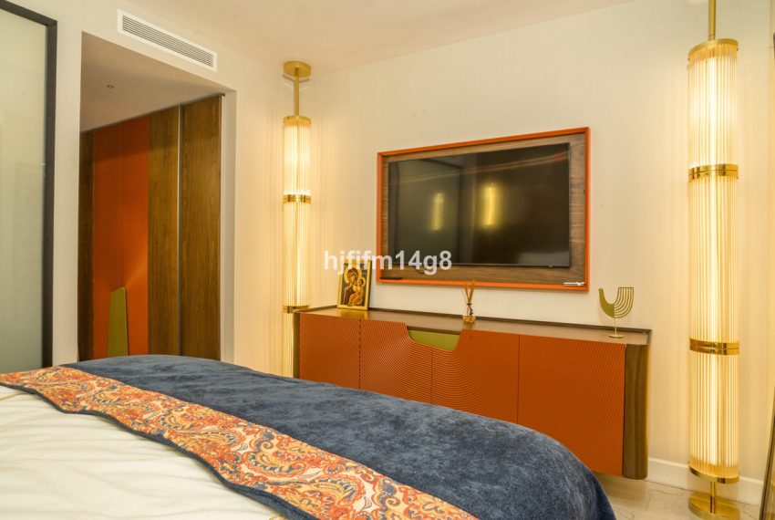 R4958410-Apartment-For-Sale-Nueva-Andalucia-Ground-Floor-3-Beds-120-Built-13
