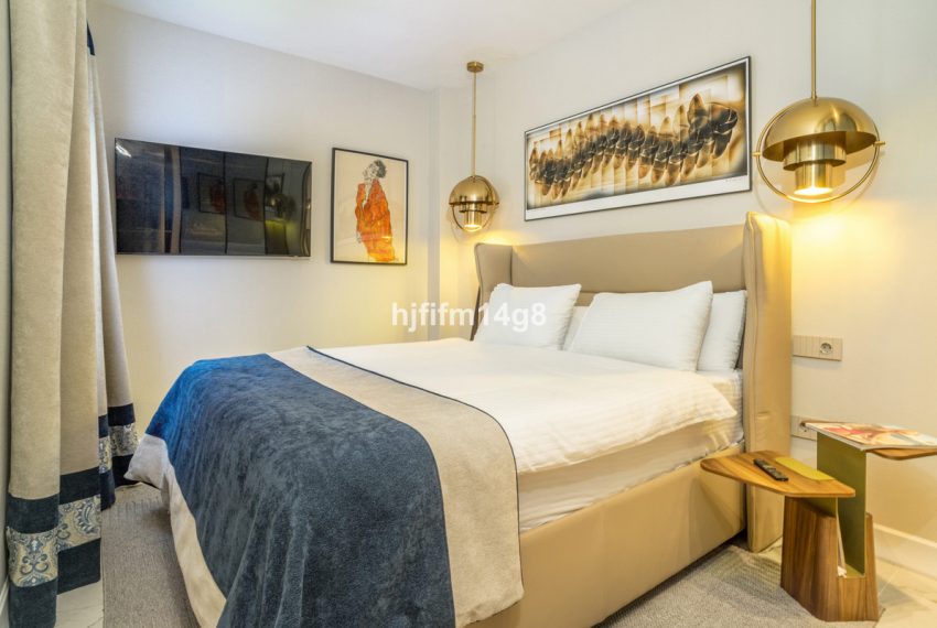 R4958410-Apartment-For-Sale-Nueva-Andalucia-Ground-Floor-3-Beds-120-Built-15