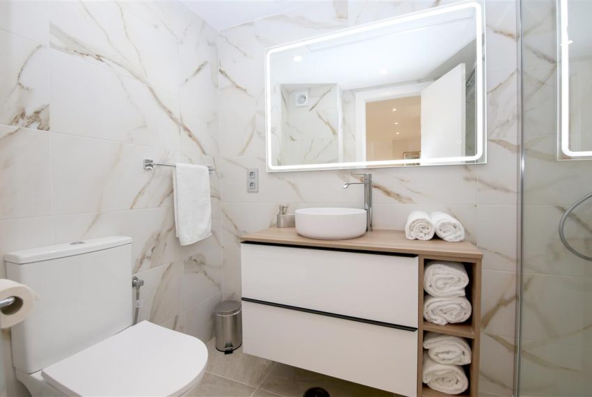 R4958965-Apartment-For-Sale-Estepona-Penthouse-2-Beds-102-Built-5