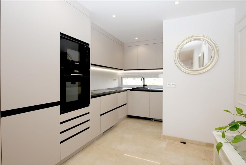 R4958965-Apartment-For-Sale-Estepona-Penthouse-2-Beds-102-Built-7