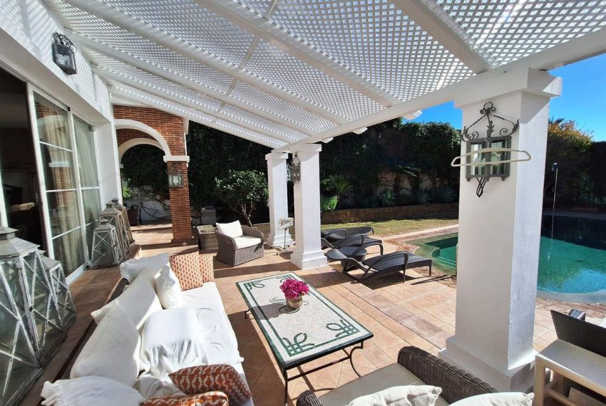 R4963945-Villa-For-Sale-Puerto-Banus-Detached-4-Beds-404-Built-2