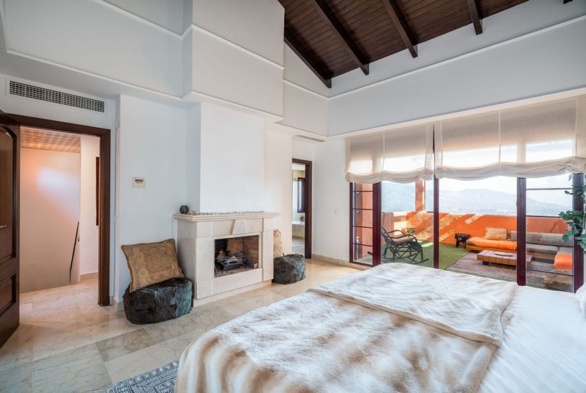 R4966075-Apartment-For-Sale-La-Mairena-Penthouse-Duplex-3-Beds-251-Built-15
