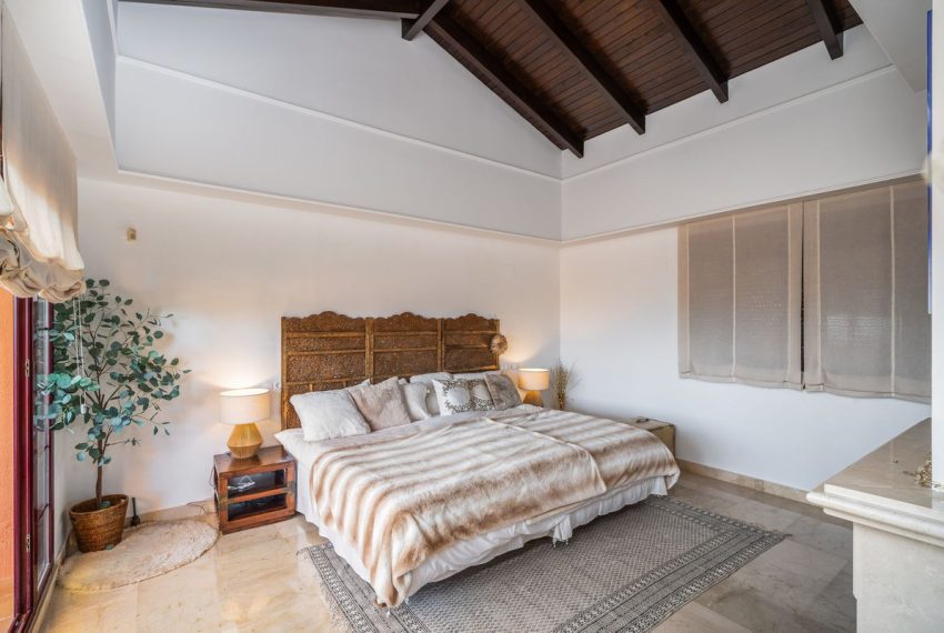 R4966075-Apartment-For-Sale-La-Mairena-Penthouse-Duplex-3-Beds-251-Built-16
