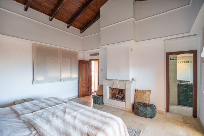 R4966075-Apartment-For-Sale-La-Mairena-Penthouse-Duplex-3-Beds-251-Built-17