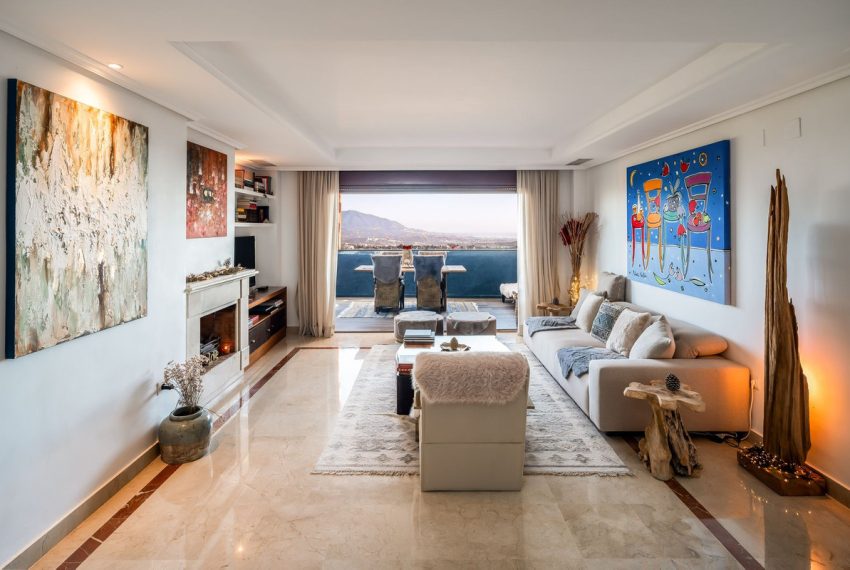 R4966075-Apartment-For-Sale-La-Mairena-Penthouse-Duplex-3-Beds-251-Built