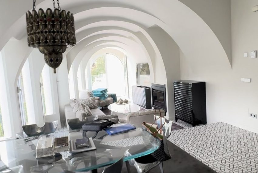 R4966117-Townhouse-For-Sale-Marbella-Terraced-5-Beds-188-Built-1