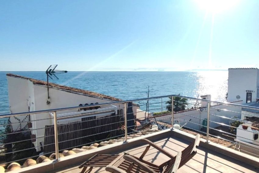 R4966927-Villa-For-Sale-Estepona-Semi-Detached-3-Beds-91-Built-16