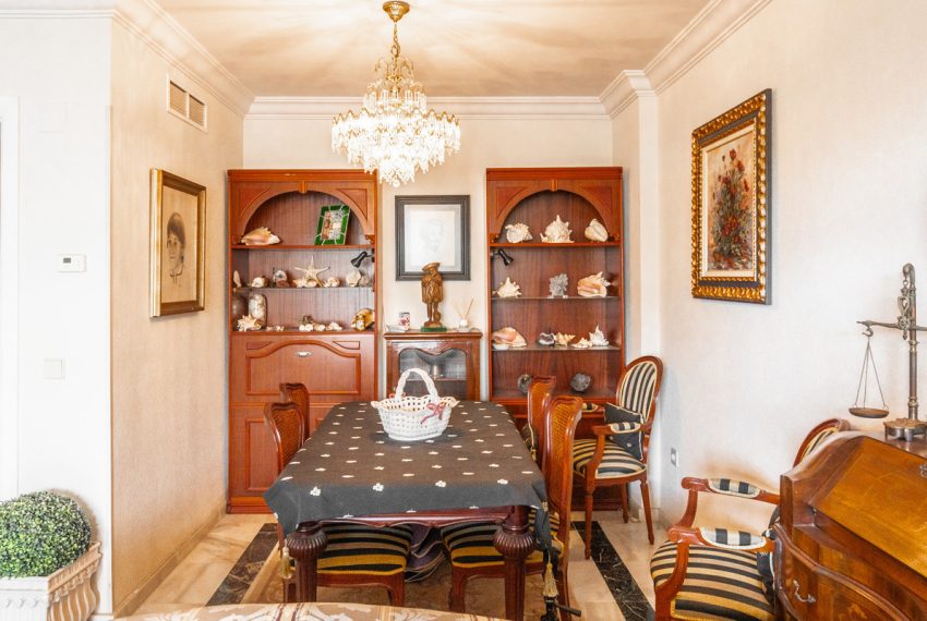 R4967248-Apartment-For-Sale-The-Golden-Mile-Penthouse-3-Beds-189-Built-6