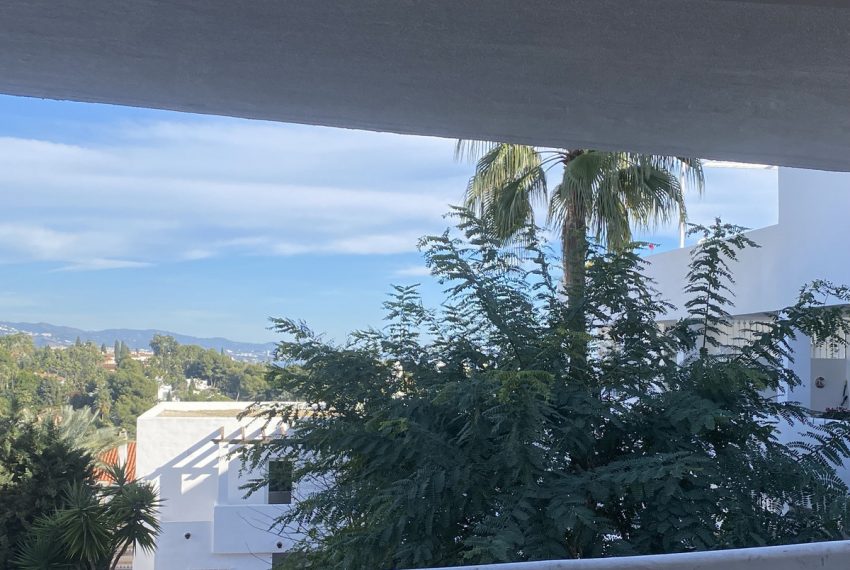 R4967503-Apartment-For-Sale-Nueva-Andalucia-Middle-Floor-2-Beds-101-Built-6