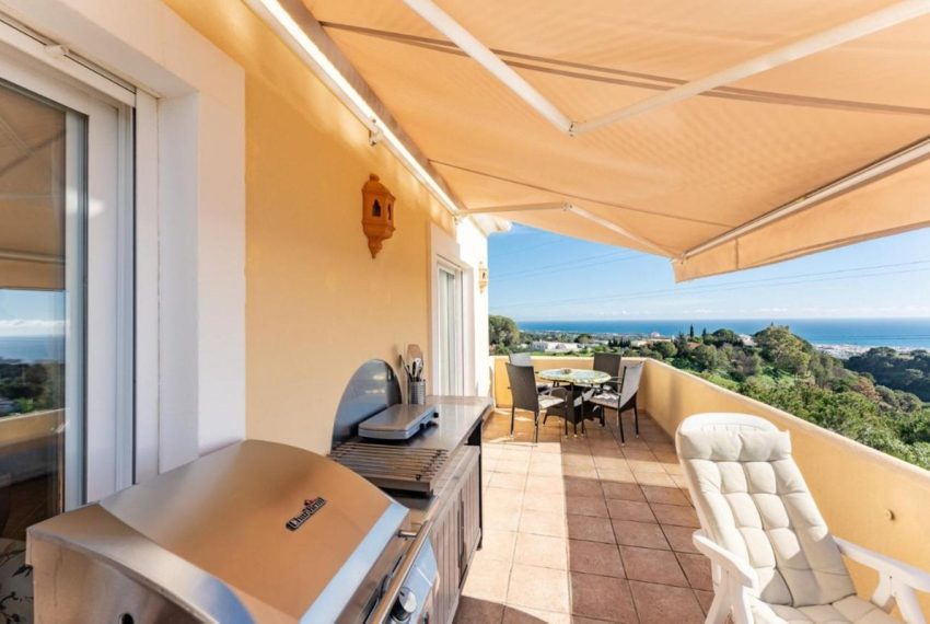 R4967965-Villa-For-Sale-Estepona-Detached-7-Beds-500-Built-16