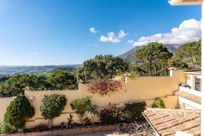 R4967965-Villa-For-Sale-Estepona-Detached-7-Beds-500-Built-17