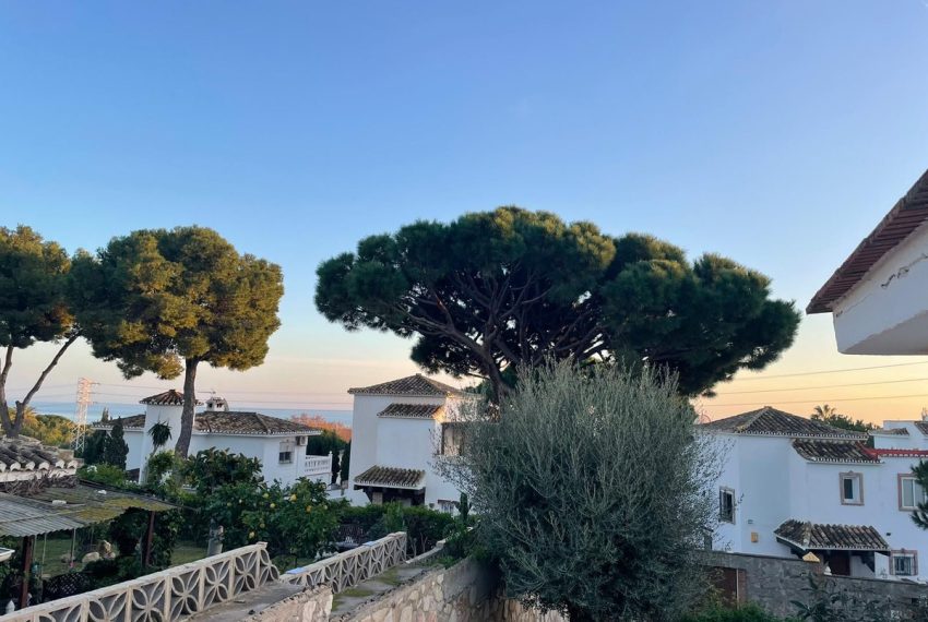 R4968697-Villa-For-Sale-Calahonda-Detached-4-Beds-225-Built-13