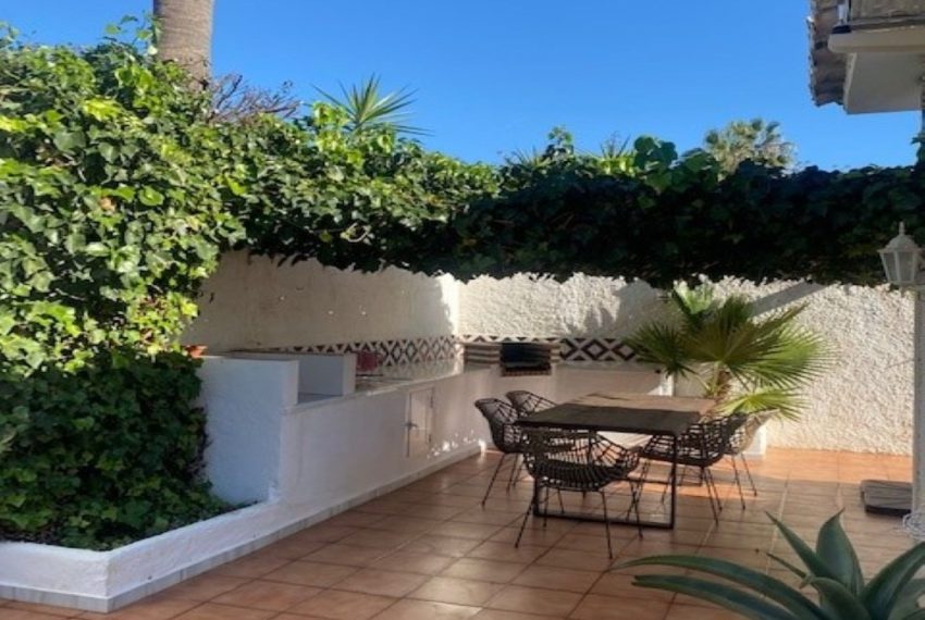 R4968697-Villa-For-Sale-Calahonda-Detached-4-Beds-225-Built-14