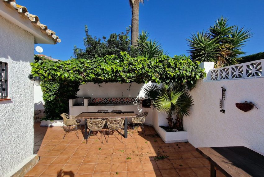 R4968697-Villa-For-Sale-Calahonda-Detached-4-Beds-225-Built-16
