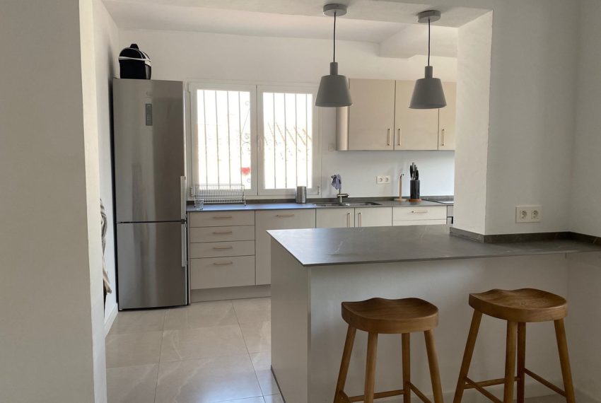 R4968697-Villa-For-Sale-Calahonda-Detached-4-Beds-225-Built-5