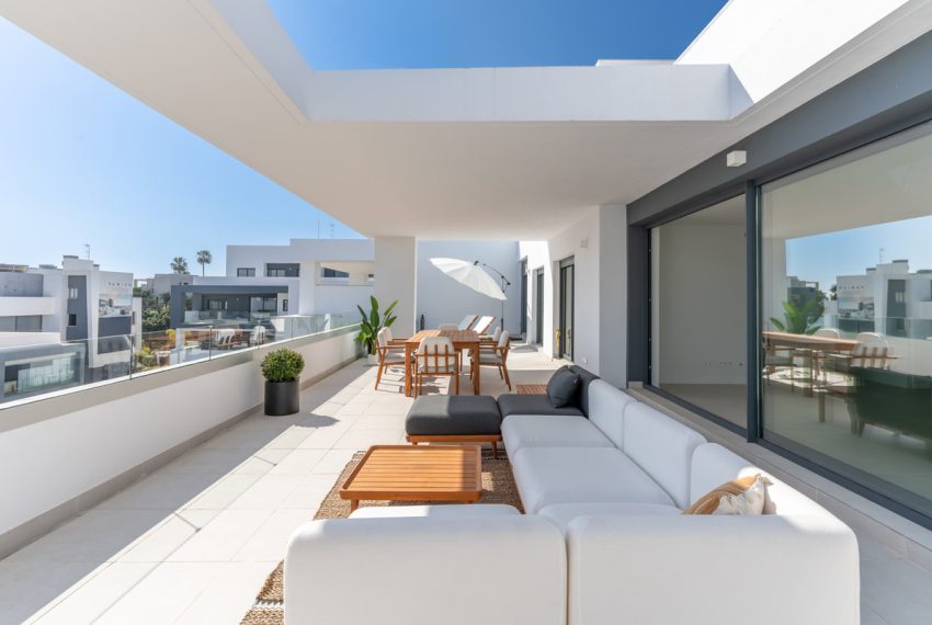 R4969195-Apartment-For-Sale-Estepona-Penthouse-3-Beds-113-Built-1