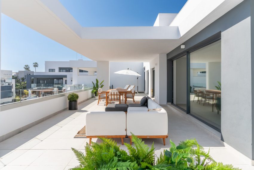 R4969195-Apartment-For-Sale-Estepona-Penthouse-3-Beds-113-Built-3