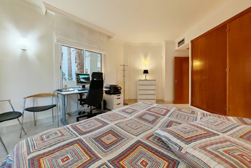 R4970038-Apartment-For-Sale-Nueva-Andalucia-Middle-Floor-2-Beds-99-Built-10