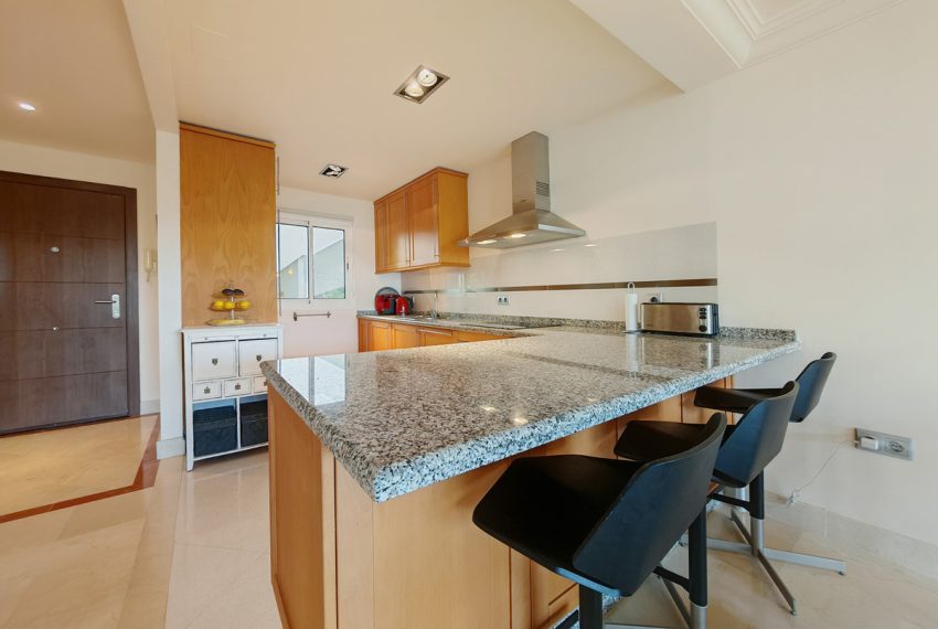 R4970038-Apartment-For-Sale-Nueva-Andalucia-Middle-Floor-2-Beds-99-Built-4