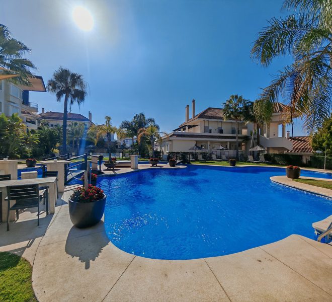 R4970038-Image 1-Middle Floor - 2 Beds - 99 Built