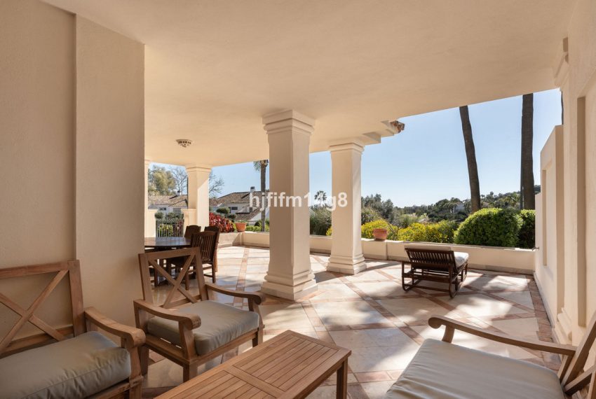 R4970104-Apartment-For-Sale-Nueva-Andalucia-Ground-Floor-3-Beds-195-Built-15