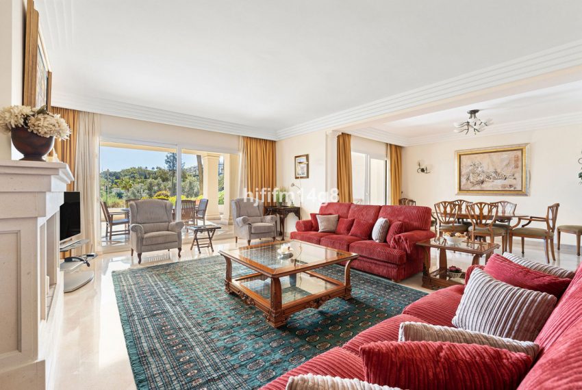 R4970104-Apartment-For-Sale-Nueva-Andalucia-Ground-Floor-3-Beds-195-Built-5