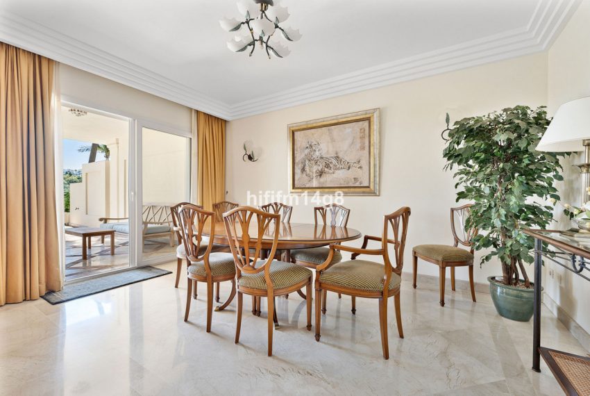 R4970104-Apartment-For-Sale-Nueva-Andalucia-Ground-Floor-3-Beds-195-Built-6