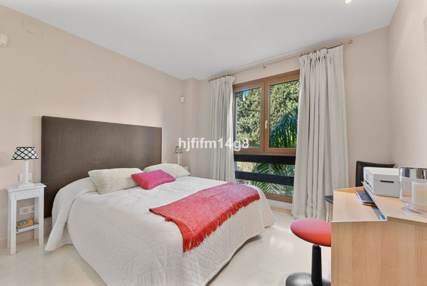 R4970107-Apartment-For-Sale-Estepona-Penthouse-3-Beds-123-Built-14