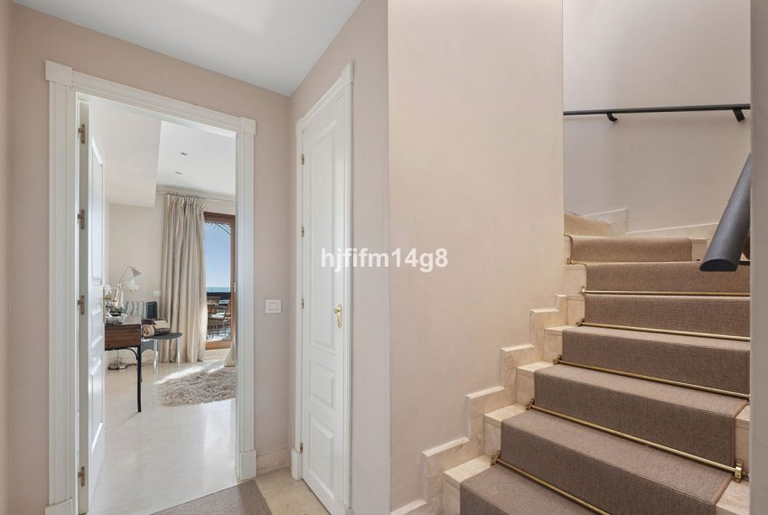R4970107-Apartment-For-Sale-Estepona-Penthouse-3-Beds-123-Built-16