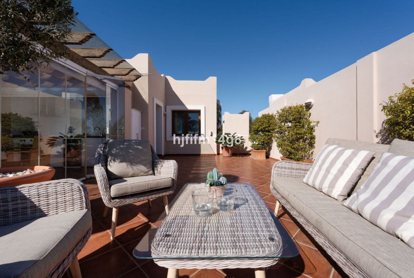 R4970107-Apartment-For-Sale-Estepona-Penthouse-3-Beds-123-Built-18