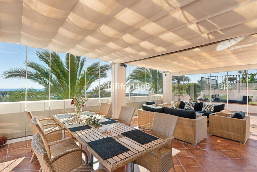 R4970107-Apartment-For-Sale-Estepona-Penthouse-3-Beds-123-Built-3