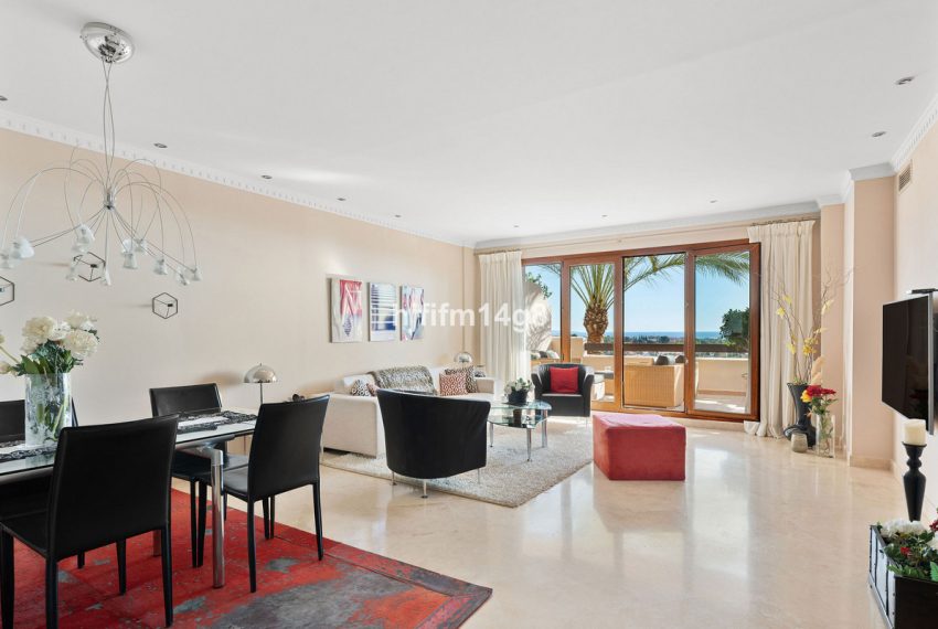 R4970107-Apartment-For-Sale-Estepona-Penthouse-3-Beds-123-Built-5