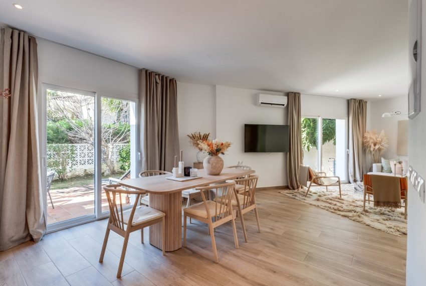 R4970212-Townhouse-For-Sale-Nueva-Andalucia-Terraced-3-Beds-180-Built-3