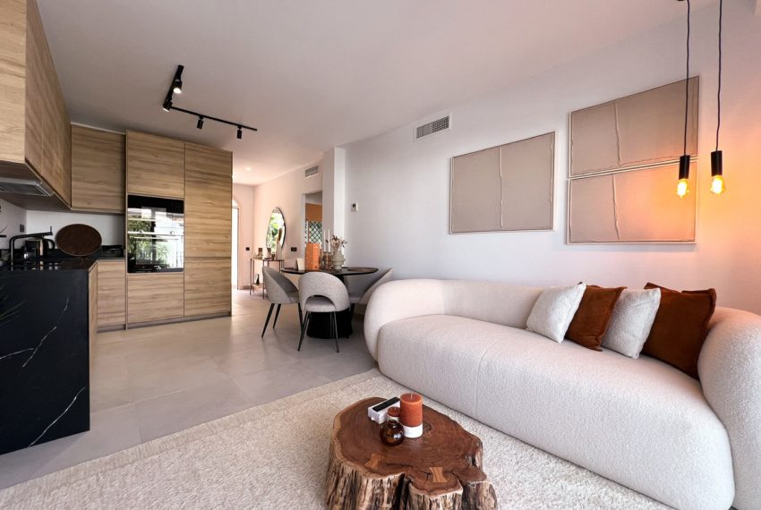 R4970533-Apartment-For-Sale-Nueva-Andalucia-Penthouse-3-Beds-137-Built-1