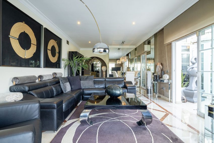 R4970875-Apartment-For-Sale-Nueva-Andalucia-Ground-Floor-2-Beds-128-Built-17