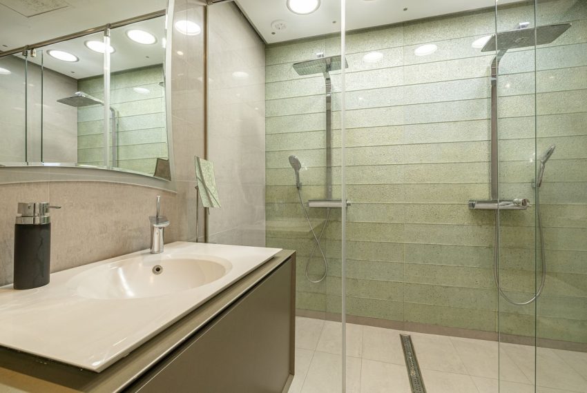 R4970875-Apartment-For-Sale-Nueva-Andalucia-Ground-Floor-2-Beds-128-Built-8
