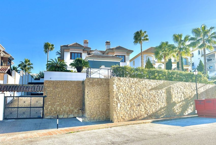 R4972075-Villa-For-Sale-La-Cala-Golf-Detached-5-Beds-532-Built-7