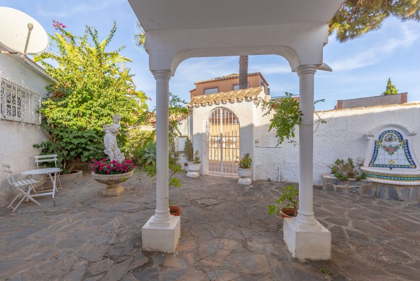R4972255-Villa-For-Sale-El-Rosario-Detached-2-Beds-130-Built-18