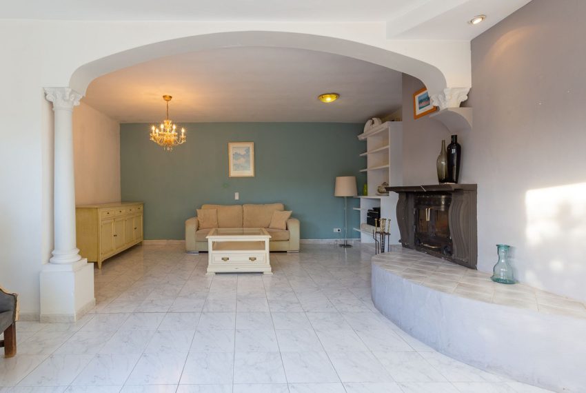 R4972255-Villa-For-Sale-El-Rosario-Detached-2-Beds-130-Built-3