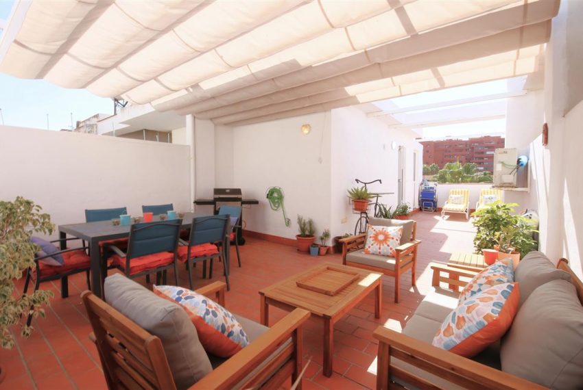 R4973422-Apartment-For-Sale-Estepona-Penthouse-3-Beds-95-Built