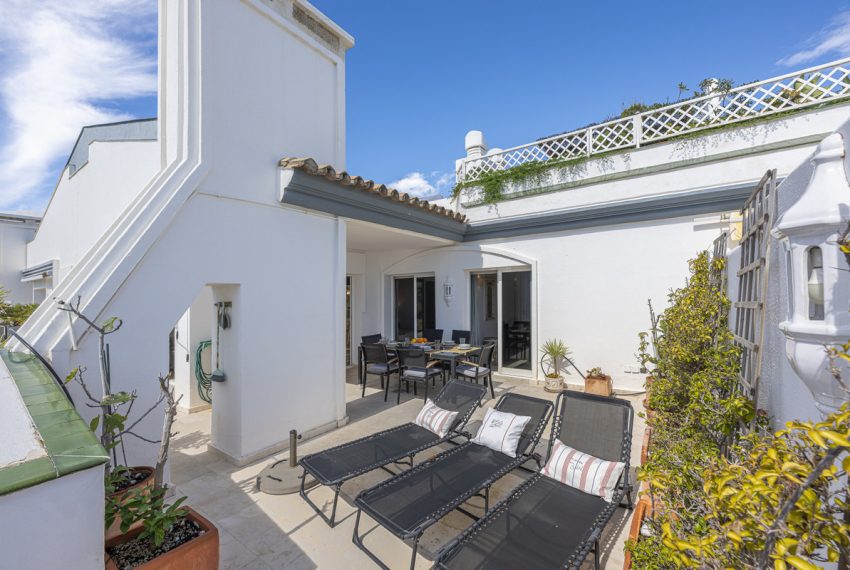 R4973542-Apartment-For-Sale-Estepona-Penthouse-3-Beds-270-Built-7