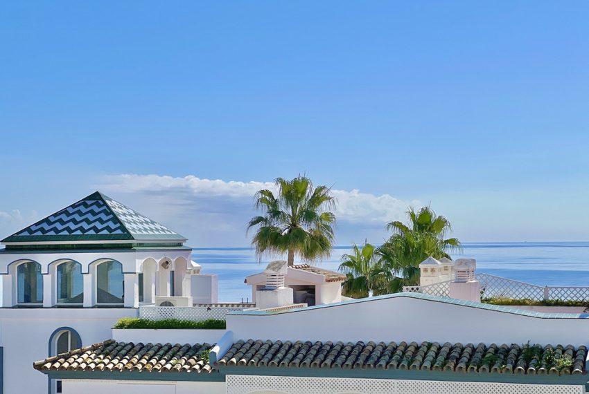 R4973542-Apartment-For-Sale-Estepona-Penthouse-3-Beds-270-Built