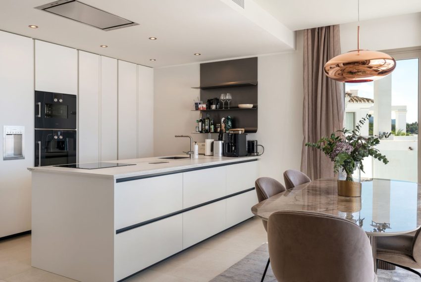 R4973818-Apartment-For-Sale-Nueva-Andalucia-Penthouse-2-Beds-150-Built-10